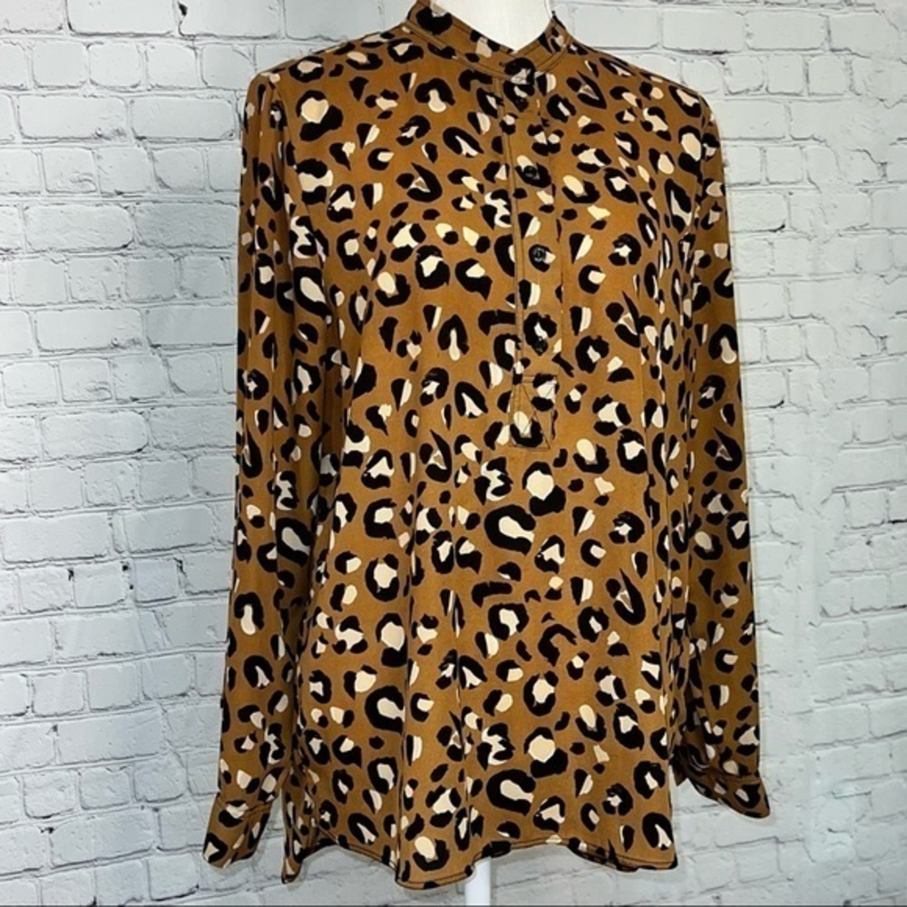 H&M Leopard blouse. US 14